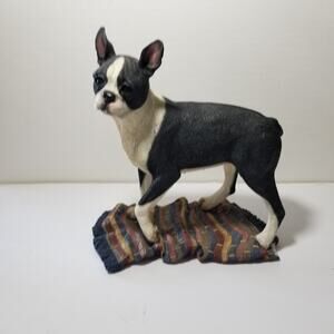 Living stone statue Boston Terrier (needs repair) 1.1450)